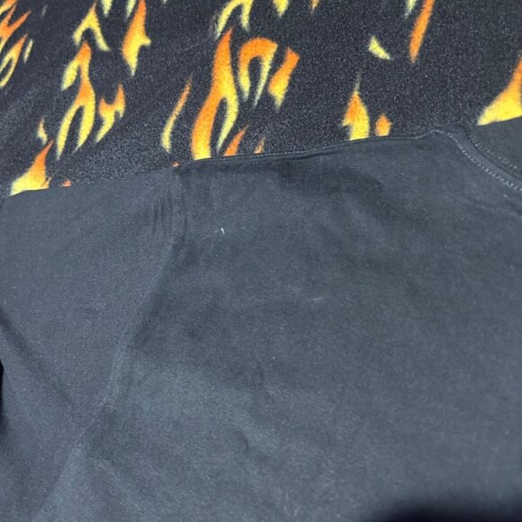 Y2K OTTO Comfy Tee Tiger Climbing Rock Crashing Water Waves Portrait Shirt Sz M - Picture 8 of 8